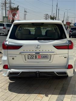 Lexus LX